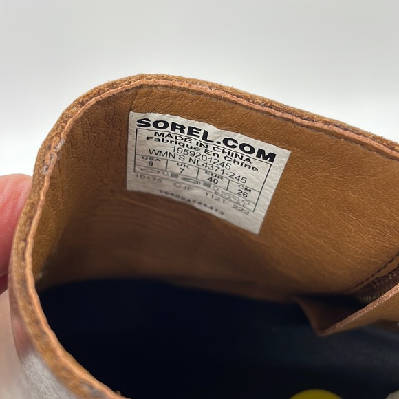 NEW Sorel boots size 9 - Picture 7 of 10